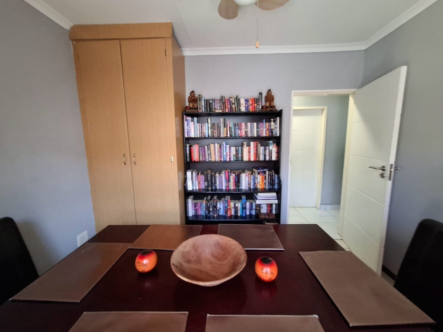 3 Bedroom Property for Sale in Protea Park North West